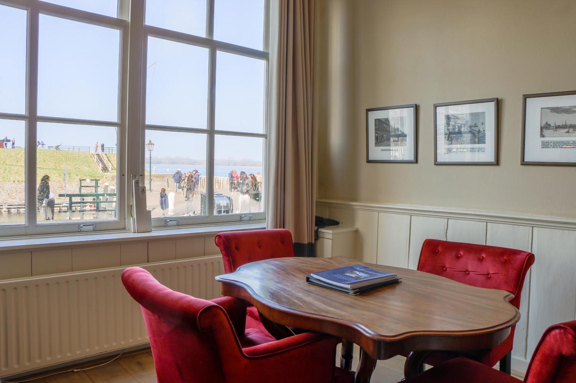 Auberge De Campveerse Toren フェーレ エクステリア 写真