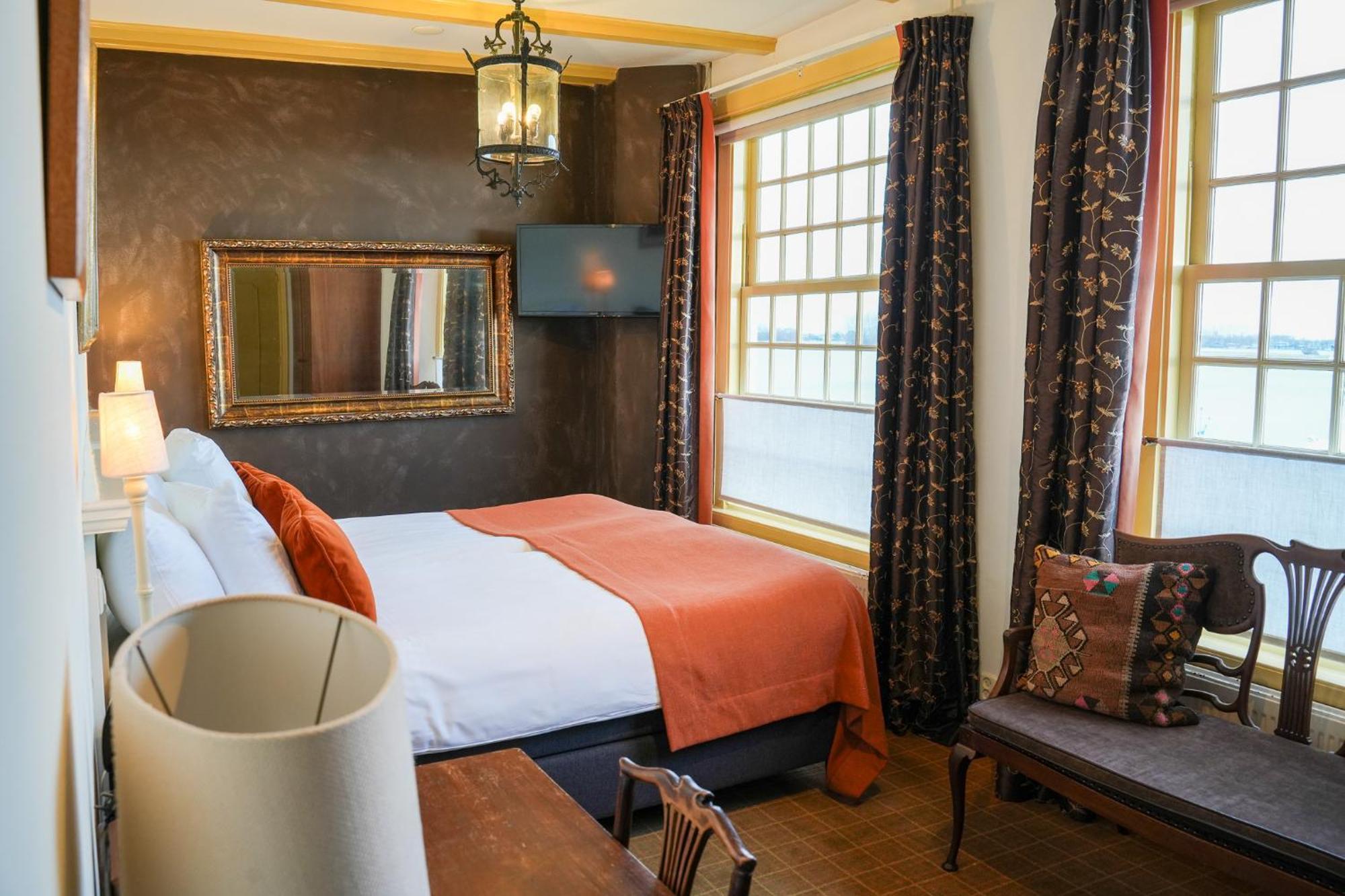 Auberge De Campveerse Toren フェーレ エクステリア 写真
